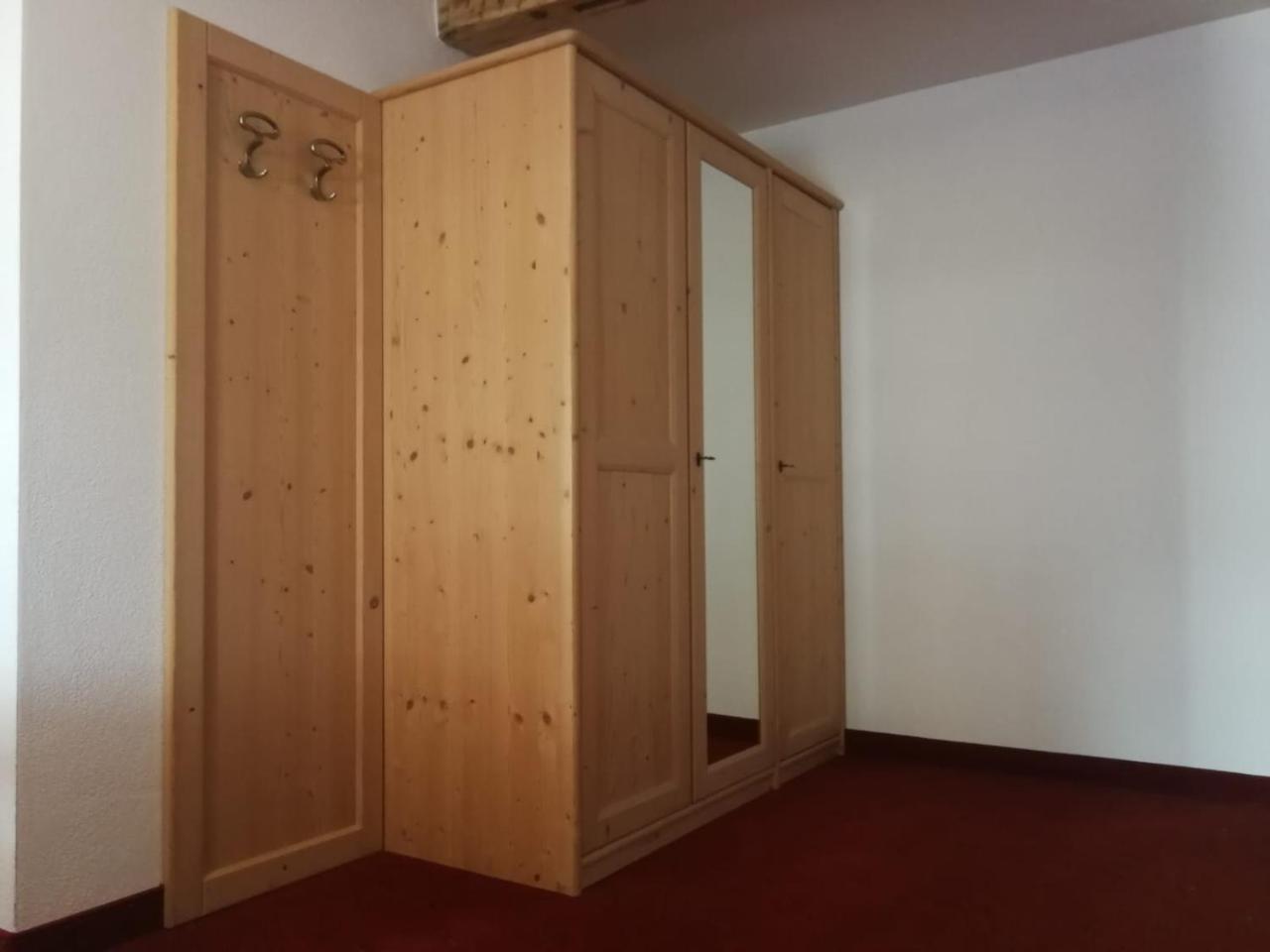 فندق ماليس فينوستافي  Gasthaus Weisskugel المظهر الخارجي الصورة